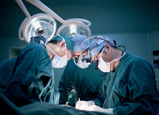 我院心脏外科手术量创新高