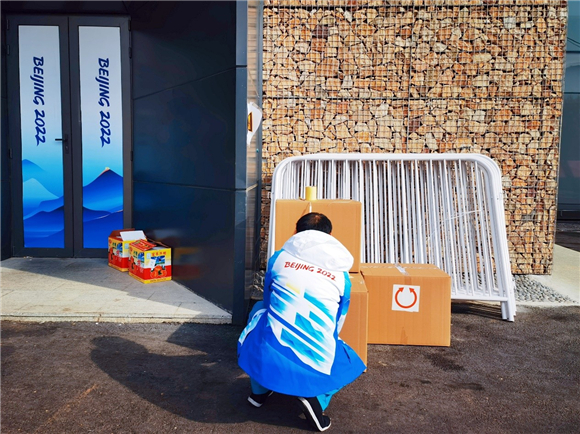 虽然工作有些累，但感觉一切都很新鲜