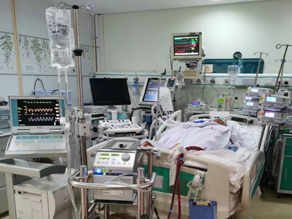 北医三院多学科合作成功救治一例心梗后心脏骤停、心脏破裂、寡妇病变患者