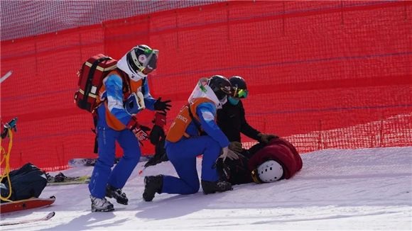 北医三院创伤中心团队:运动员治疗后重返冬奥赛场夺得奖牌