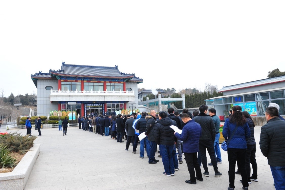 沉痛悼别老所长曲绵域教授