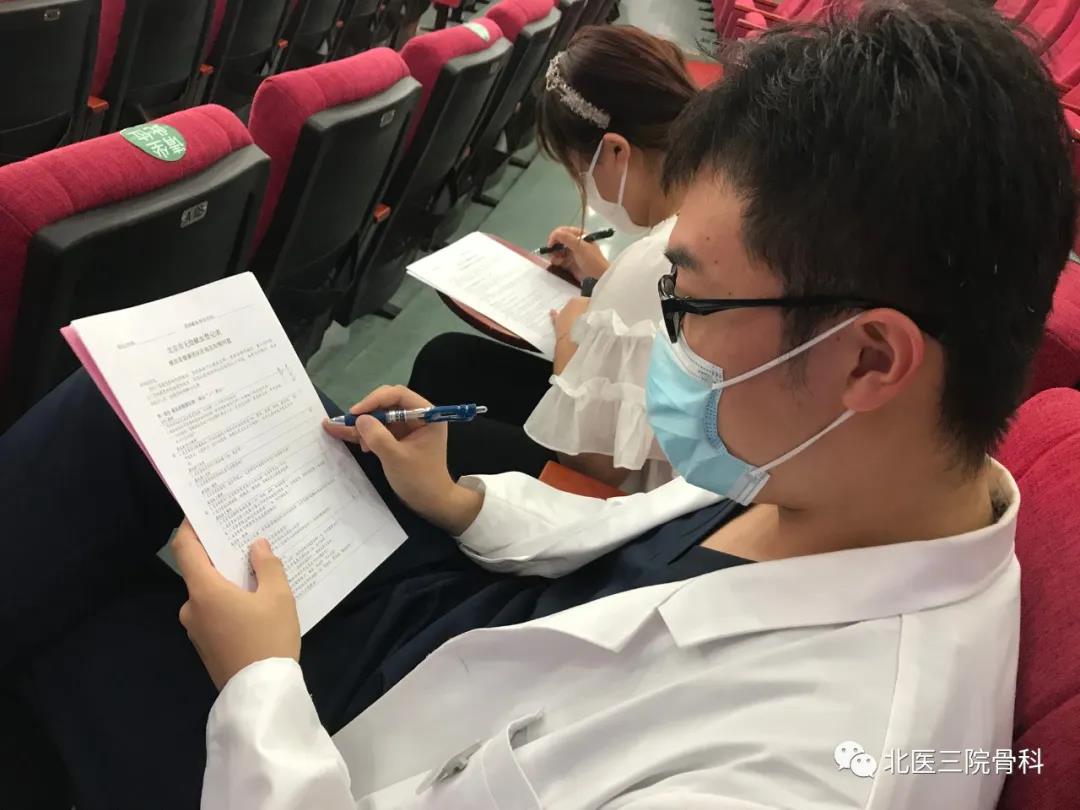 汇爱成海│骨科三名医护积极参加献血活动