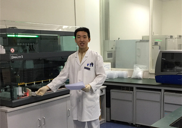 现在是除夕,这里是北医三院……