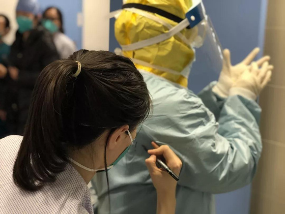 我院援鄂医疗队正式开展临床工作（附援鄂日记）