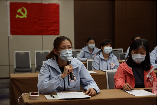 奉献青春力量·绽放绚丽之花