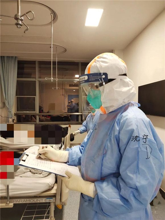 【民生周刊】我们在“火线”入党了——北医三院国家援鄂医疗队日记