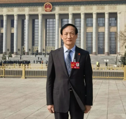 全国人大代表刘忠军:深化管理国家重点科研项目;提高医疗科技创新产品国产化程度