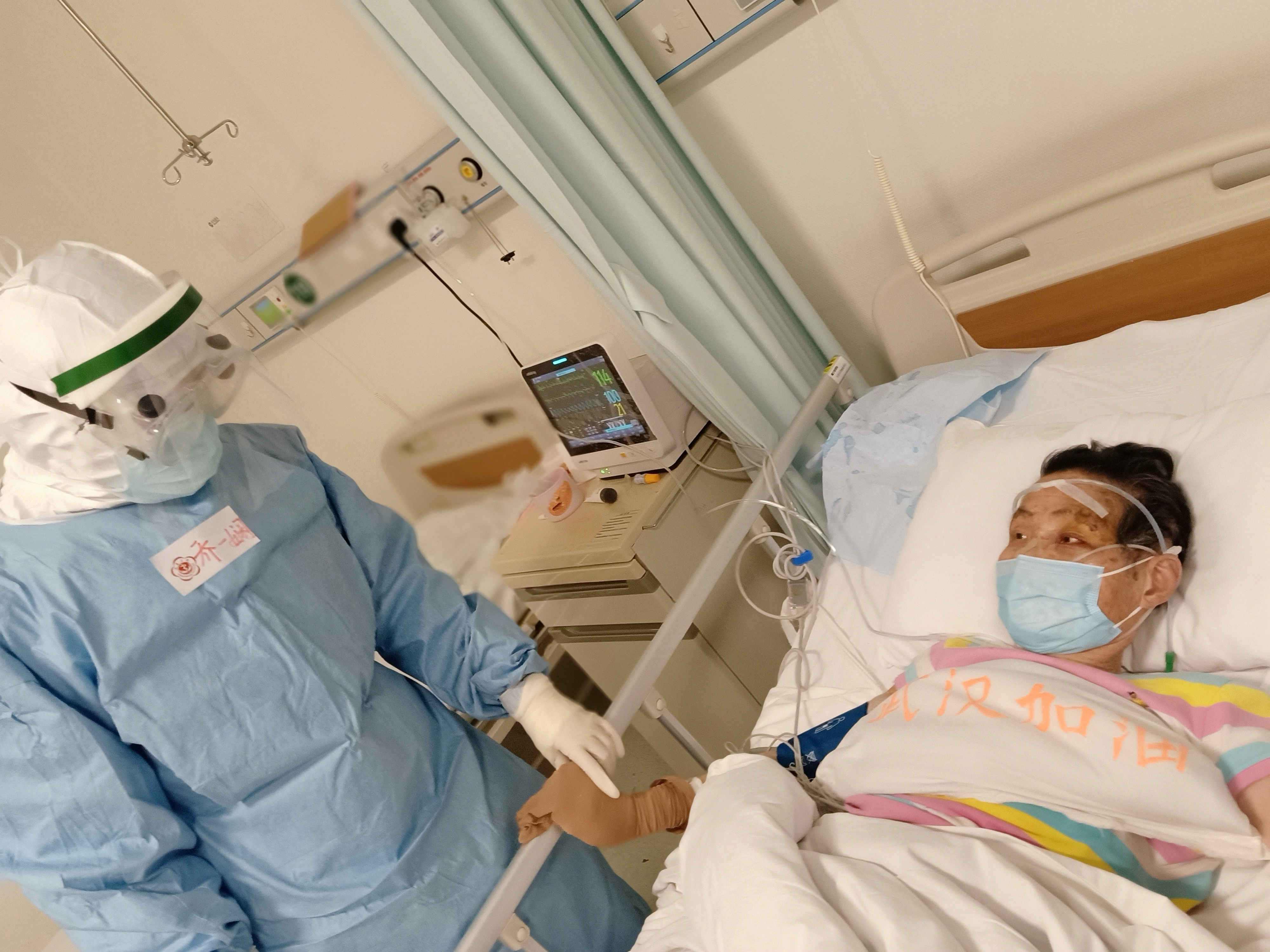 “牢记初心使命 书写时代芳华”优秀征文选登 | 乔一娴：我的三次“特殊”理发经历