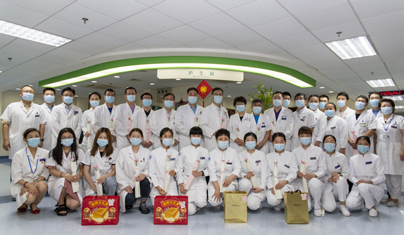 致敬医者 感恩有你 北京大学第三医院庆祝第四个“中国医师节”