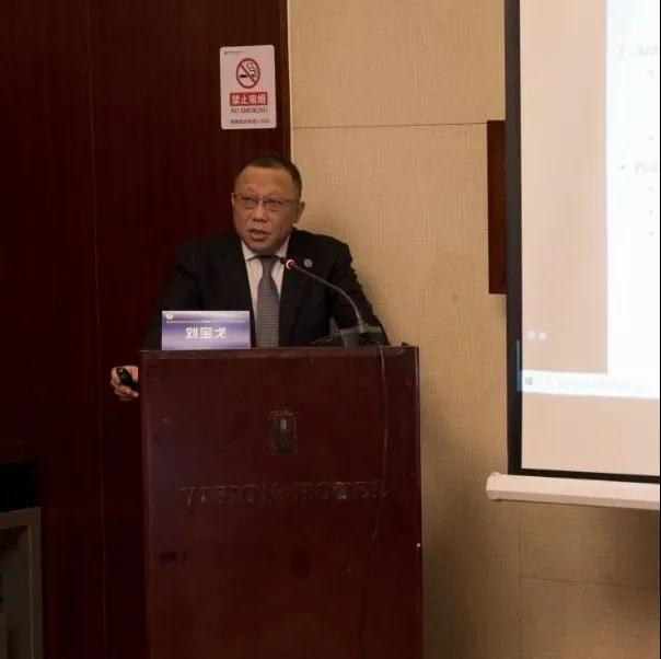 中国研究型医院学会颈椎疾病健康管理与加强康复专业委员会主任委员孙宇教授提出“关注颈椎健康，促进加速康复”